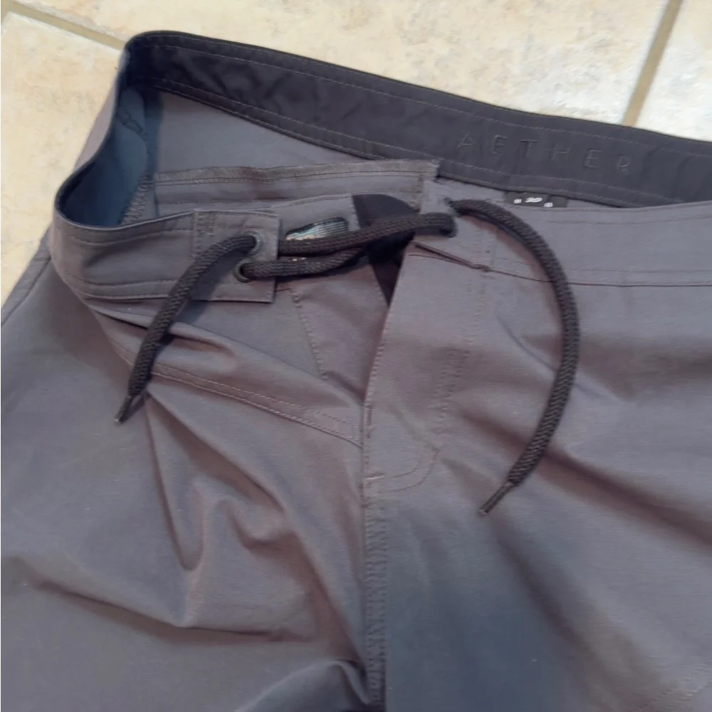 Aether 7” Grey Swim Shorts size 30/small NWOT - Picture 6 of 11